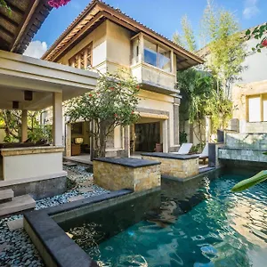 Diana Bali **** Legian